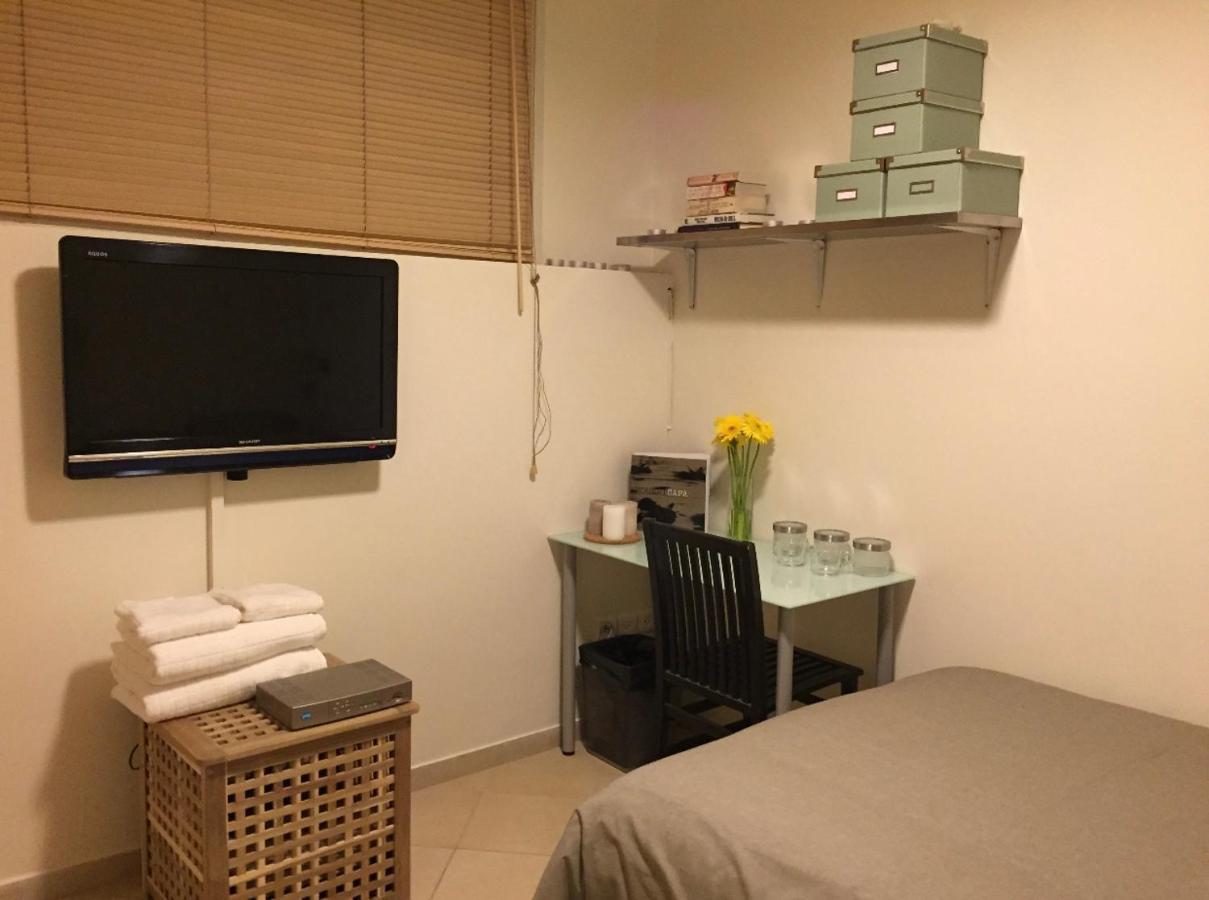 ירושלים 1 Or 2 Rooms With Breakfast And Parking מראה חיצוני תמונה