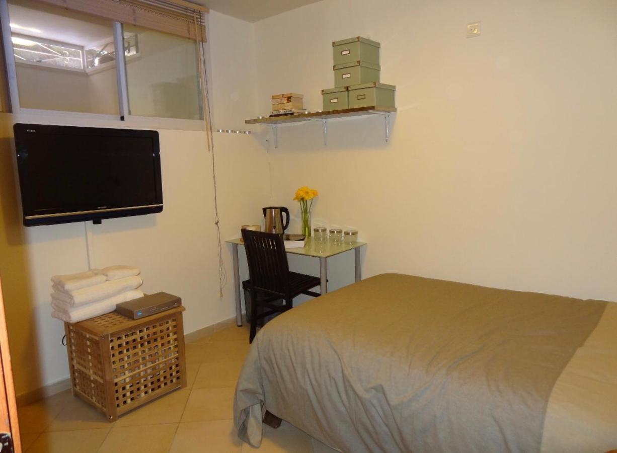 ירושלים 1 Or 2 Rooms With Breakfast And Parking מראה חיצוני תמונה