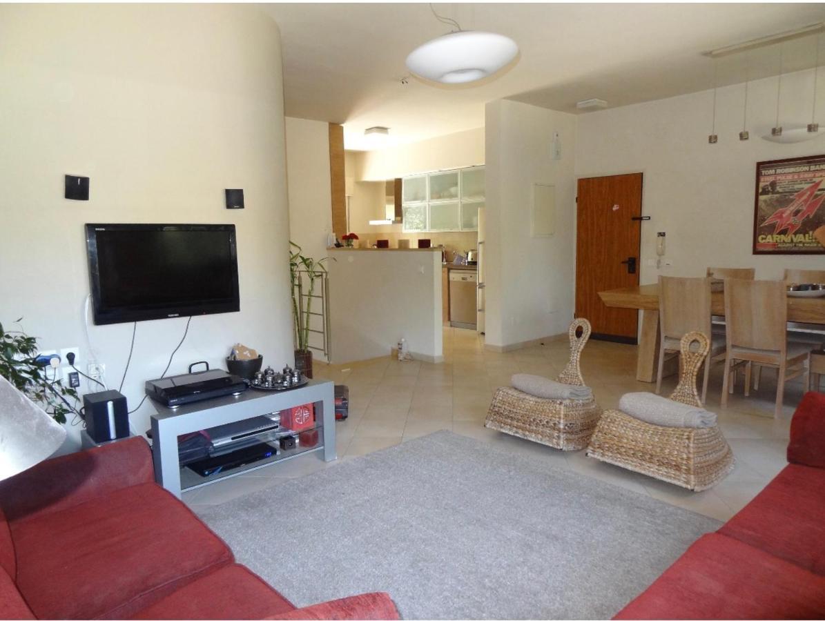 ירושלים 1 Or 2 Rooms With Breakfast And Parking מראה חיצוני תמונה